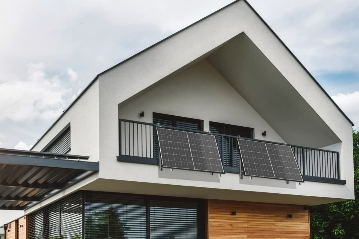 Green Solar GmbH: Ein Kärntner Pionier der Nachhaltigkeit im Energiebereich mit Plug &amp; Play Lösungen
