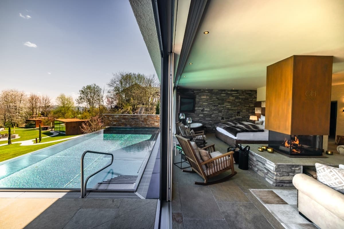 Warm. Schimmernd. Golden Hill.